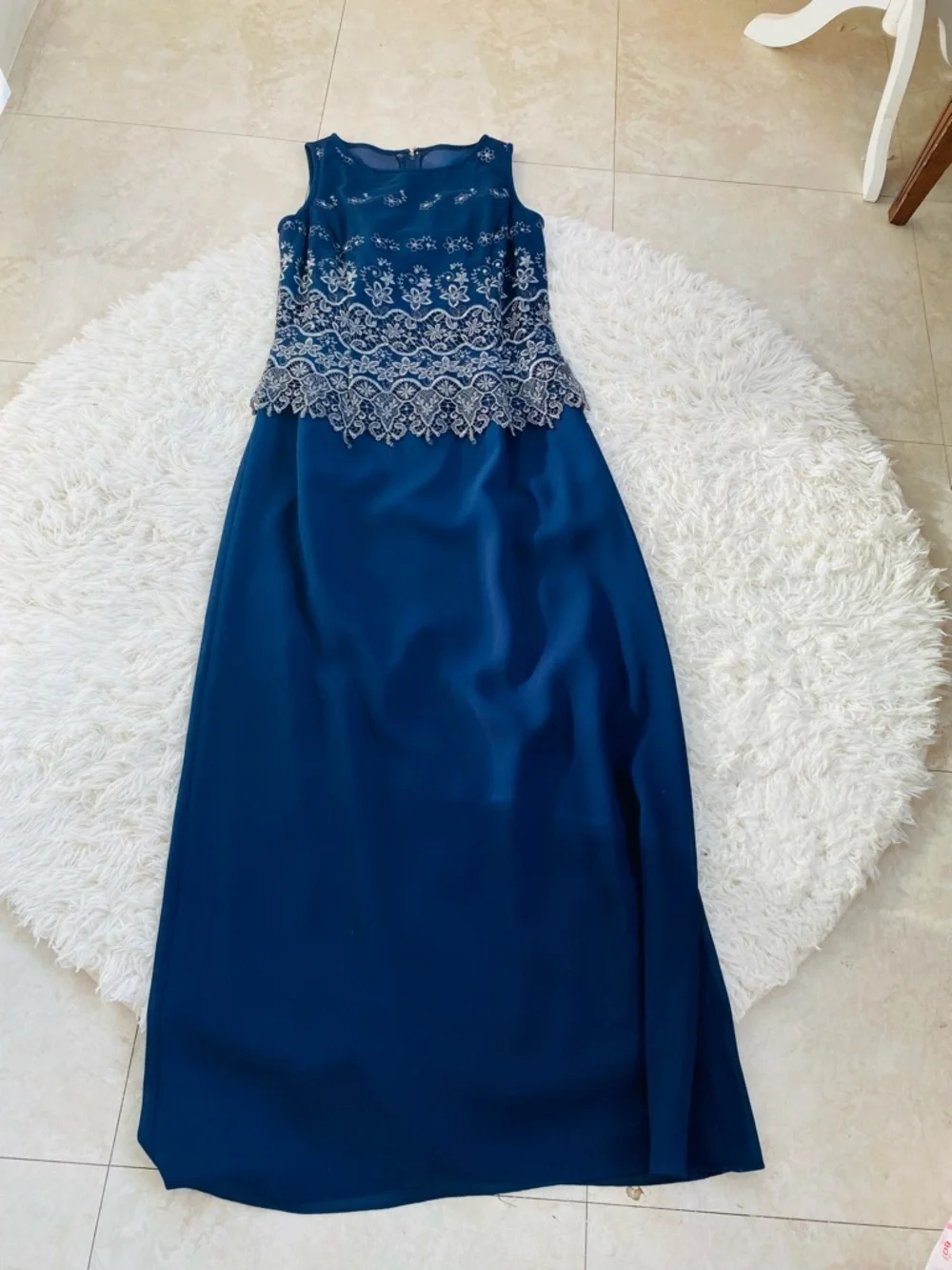 Scott McClintock Blue Lace Overlay Formal Dress Size 8  w/ Scarf